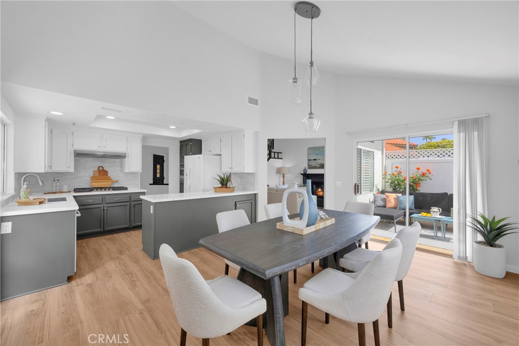 110 Del Gado Road 14