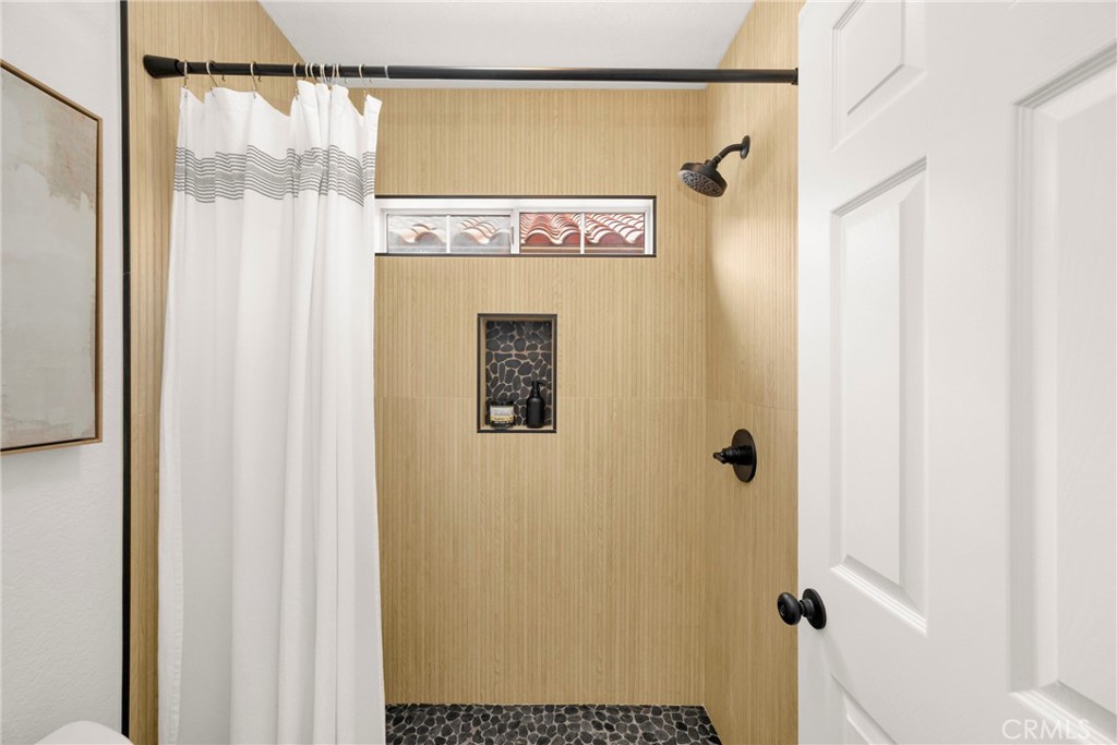 110 Del Gado Road 14