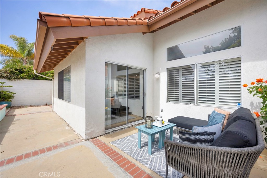 110 Del Gado Road 14