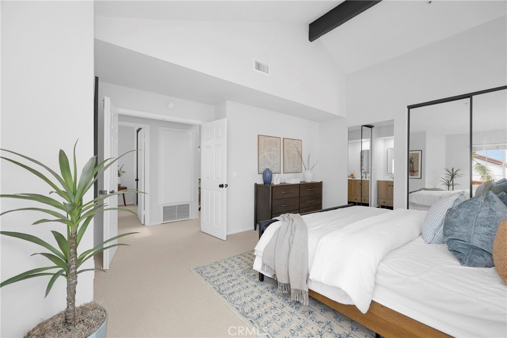 110 Del Gado Road 14