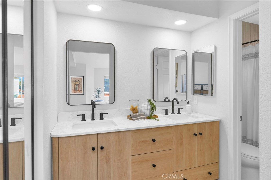 110 Del Gado Road 14