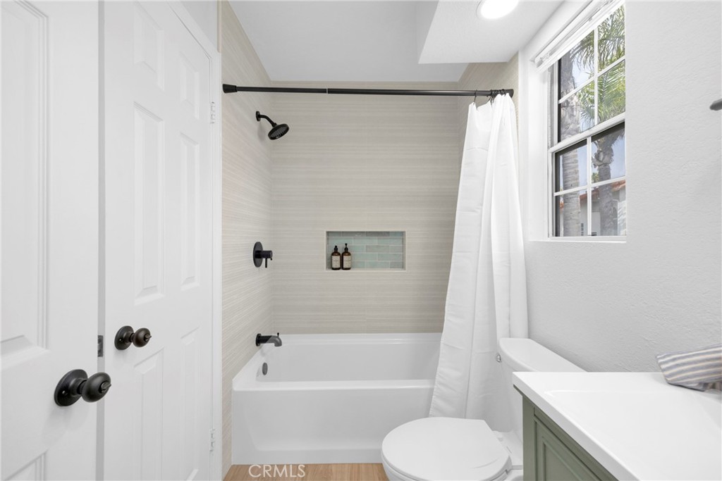 110 Del Gado Road 14