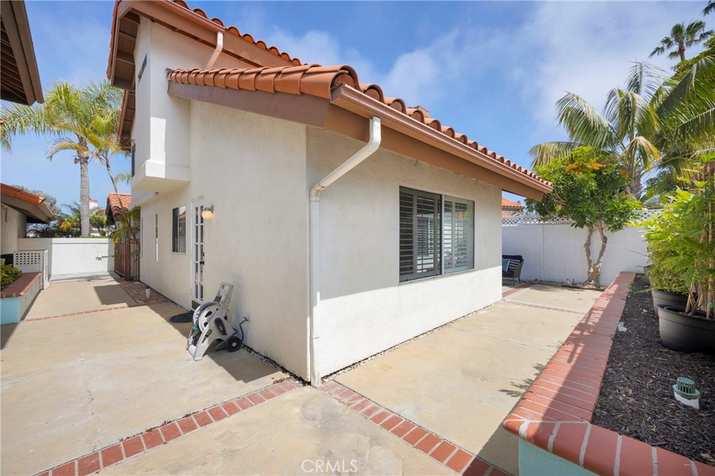 110 Del Gado Road 14