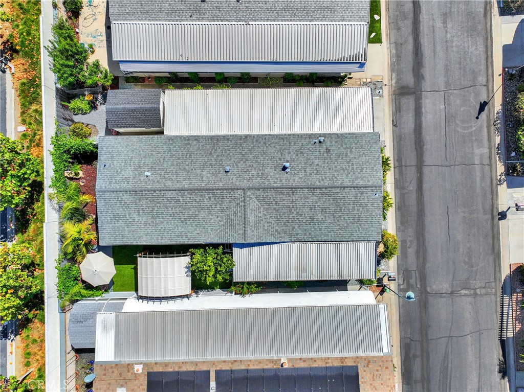 276 N El Camino Real 21