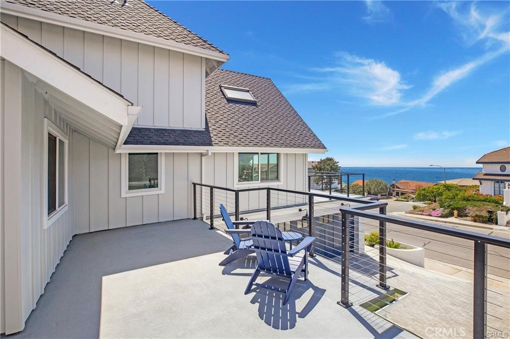 803 Avenida Salvador