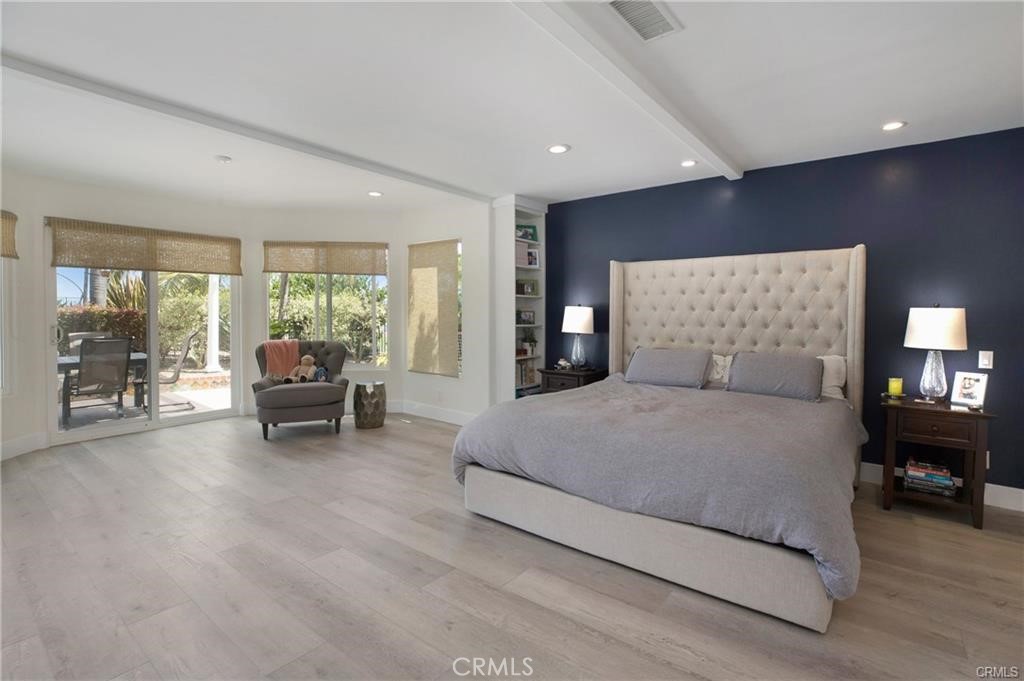 803 Avenida Salvador