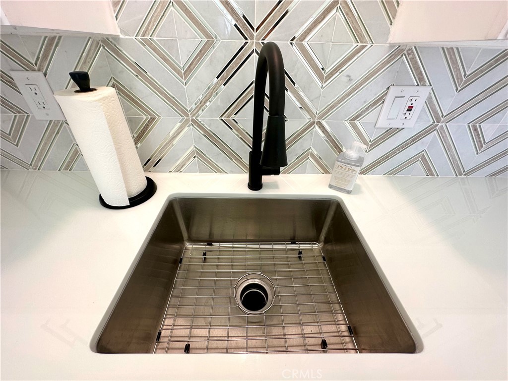 216 Avenida Cabrillo