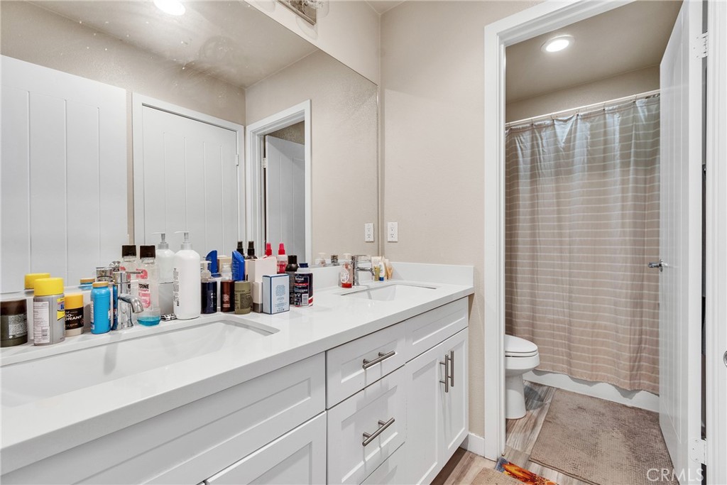 823 Anaheim Boulevard 104