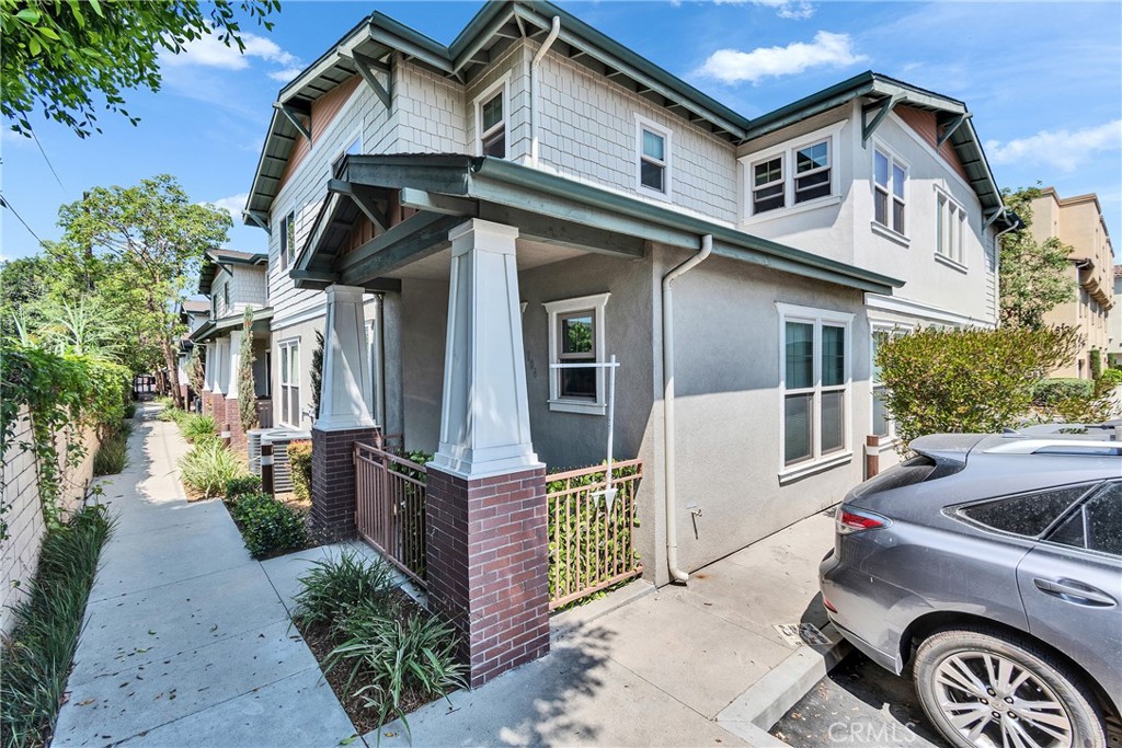 823 Anaheim Boulevard 104