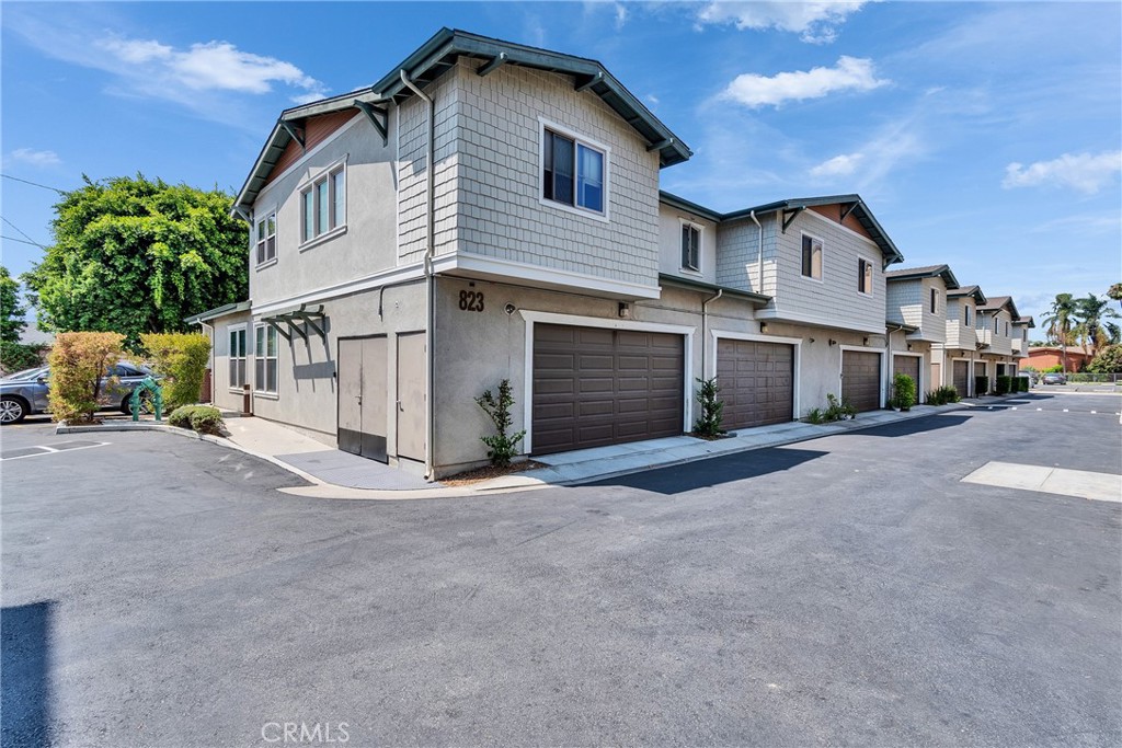 823 Anaheim Boulevard 104