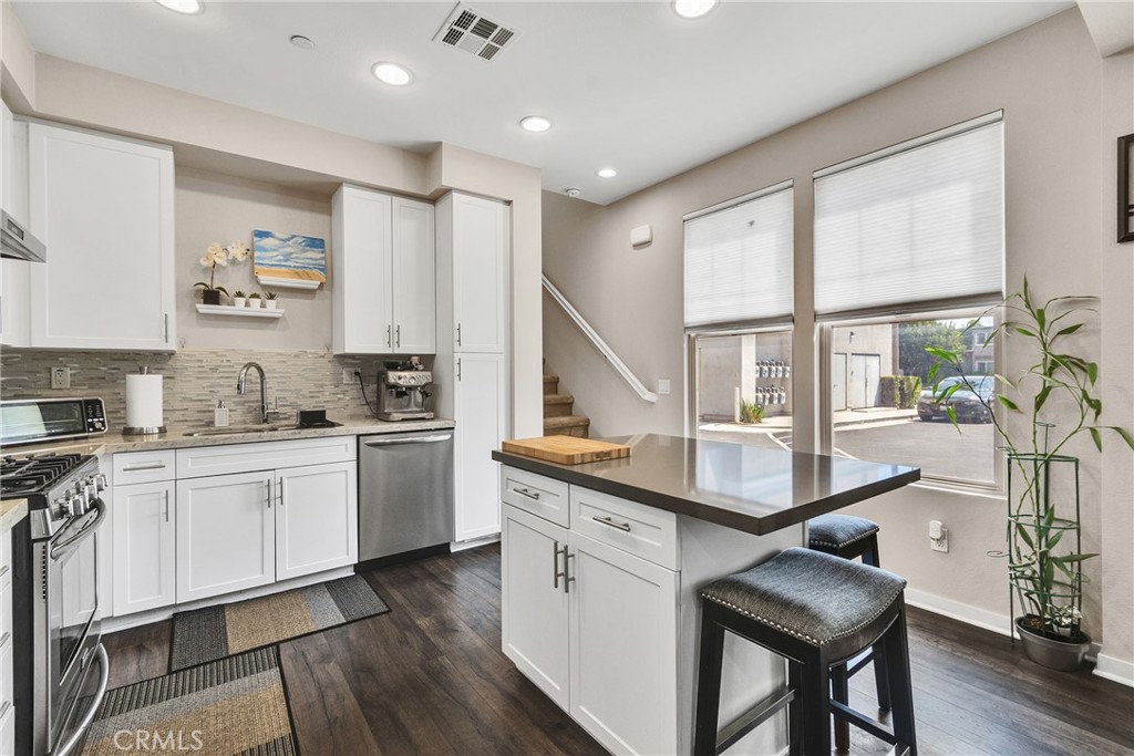 823 Anaheim Boulevard 104