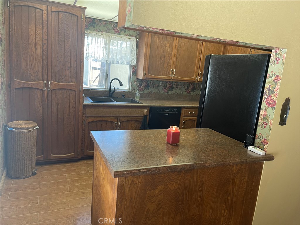 2605 N Kitty Hawk Drive