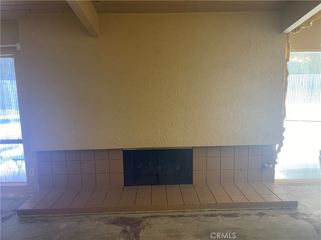 2605 N Kitty Hawk Drive