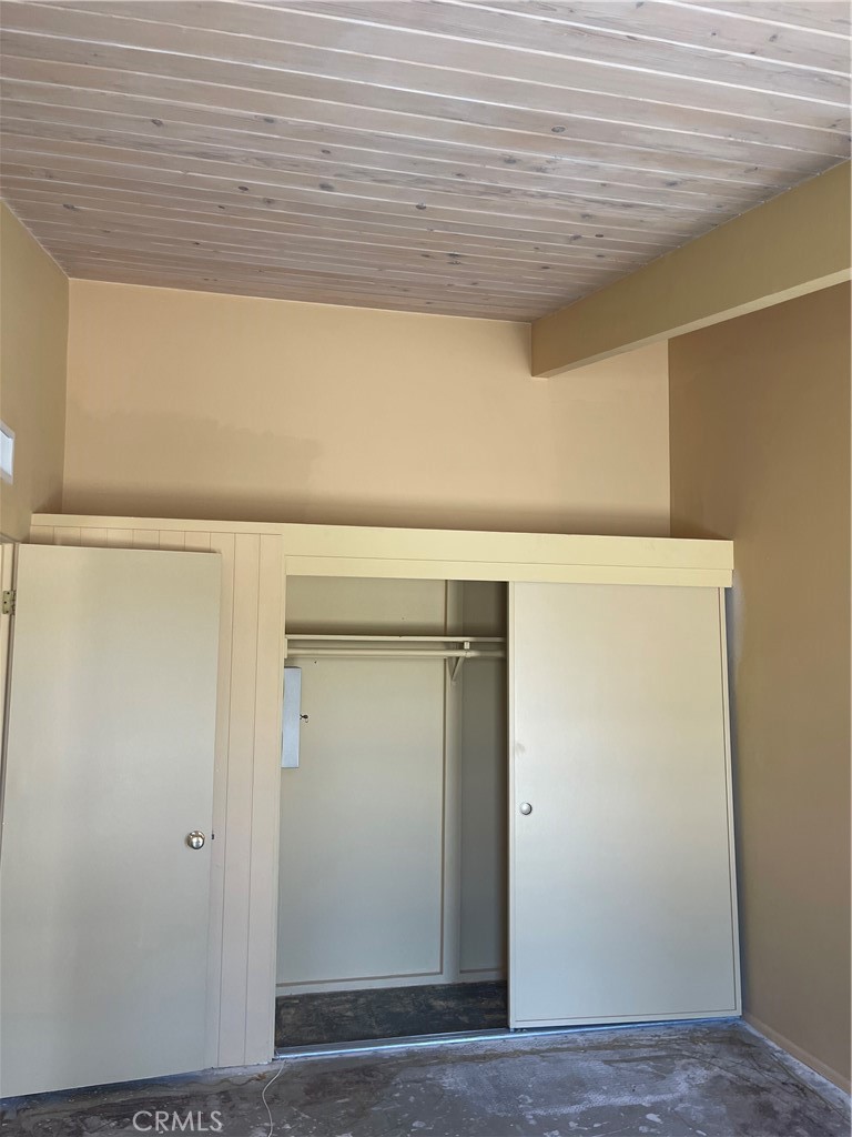 2605 N Kitty Hawk Drive