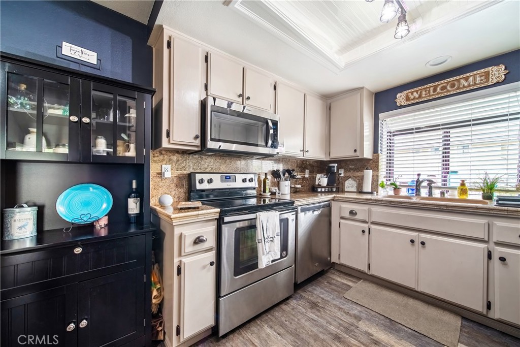 1954 E Covina Boulevard