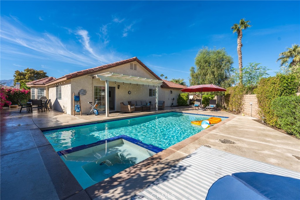 48330 Mamie Way