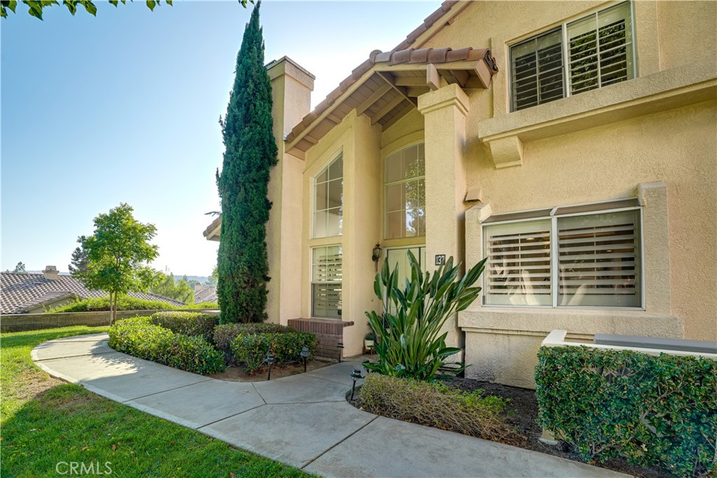 137 Nightingale Drive