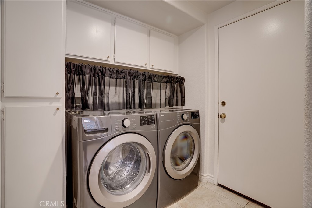 137 Nightingale Drive