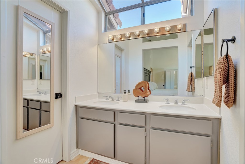 137 Nightingale Drive