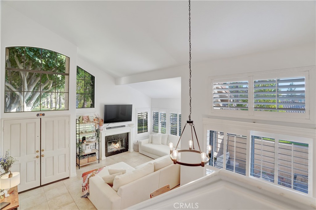 137 Nightingale Drive