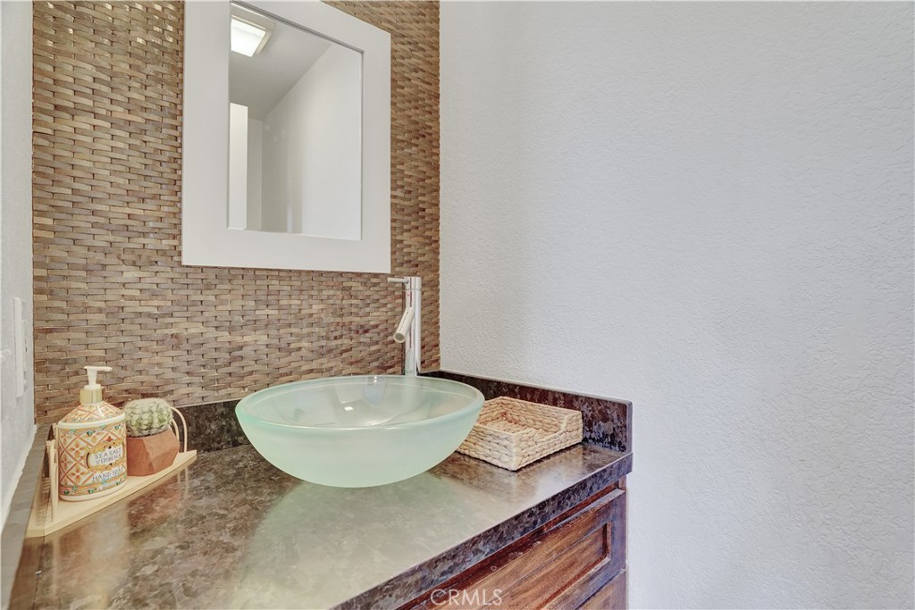 137 Nightingale Drive