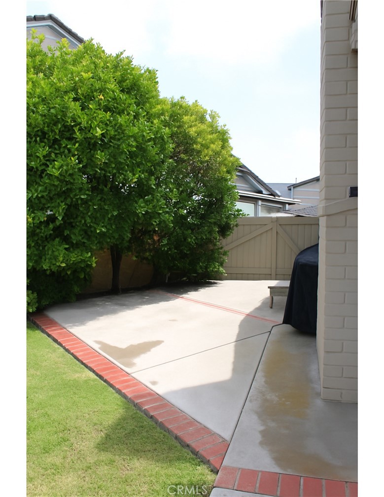 17081 Pleasant Circle