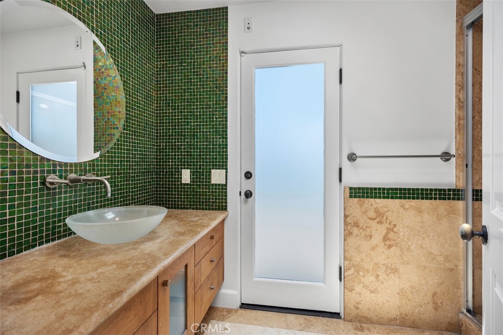 24561 Los Serranos Drive