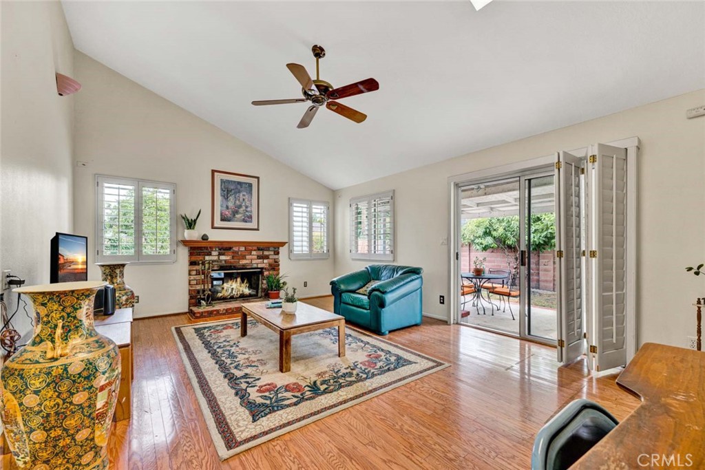 7911 Rockwell Avenue