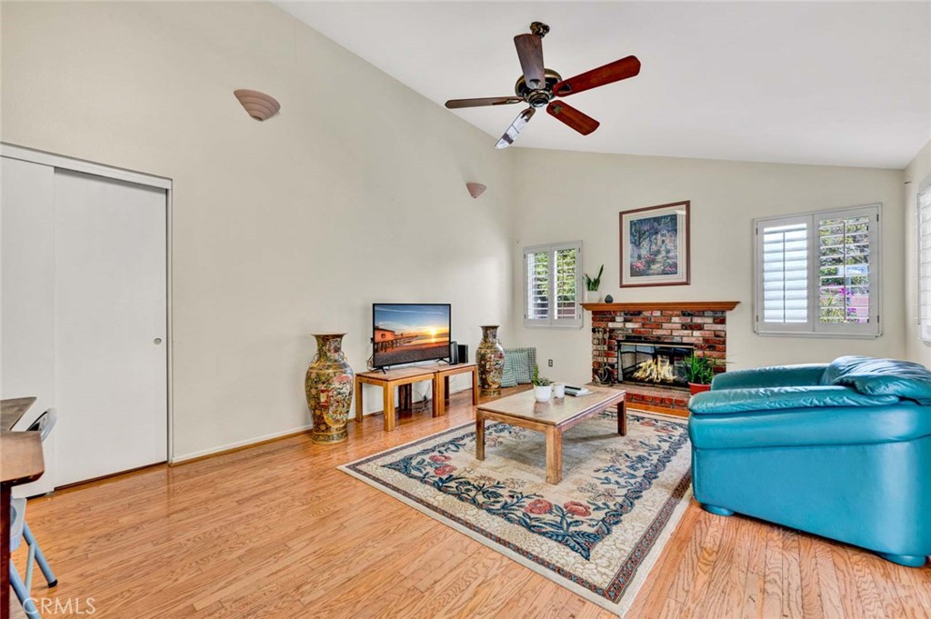 7911 Rockwell Avenue