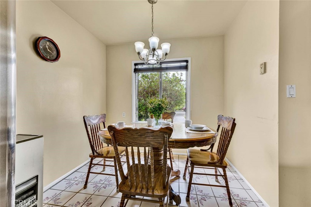 7911 Rockwell Avenue