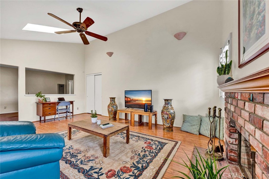 7911 Rockwell Avenue