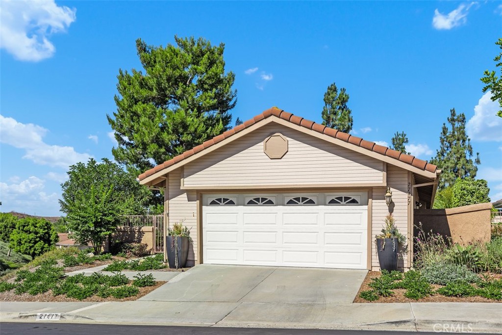 27477 Paseo Amador