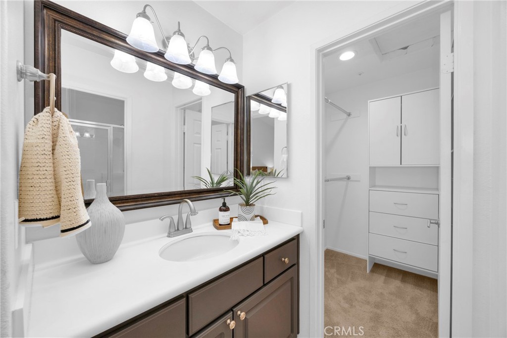 15 Harvest Point Lane