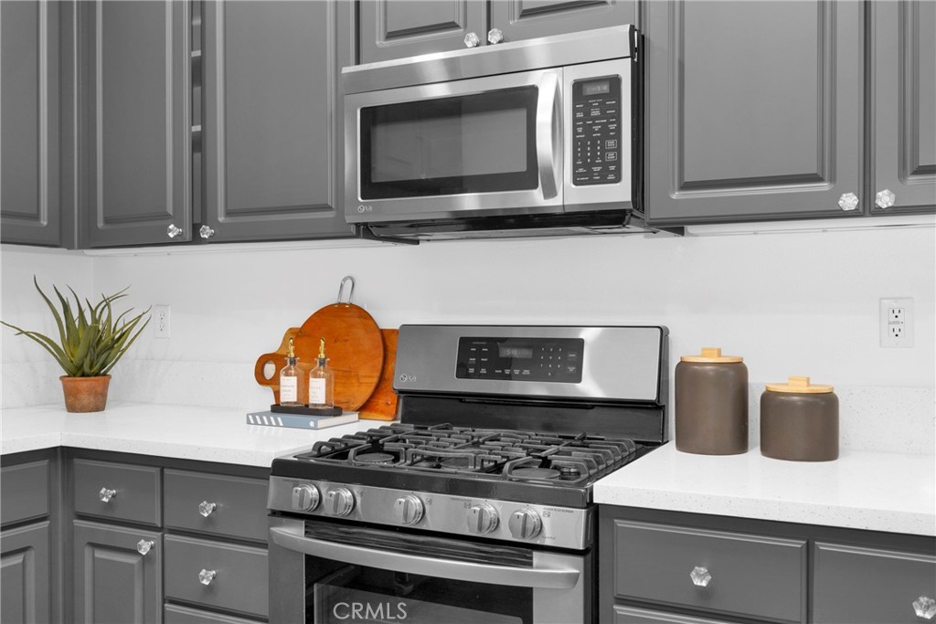 15 Harvest Point Lane