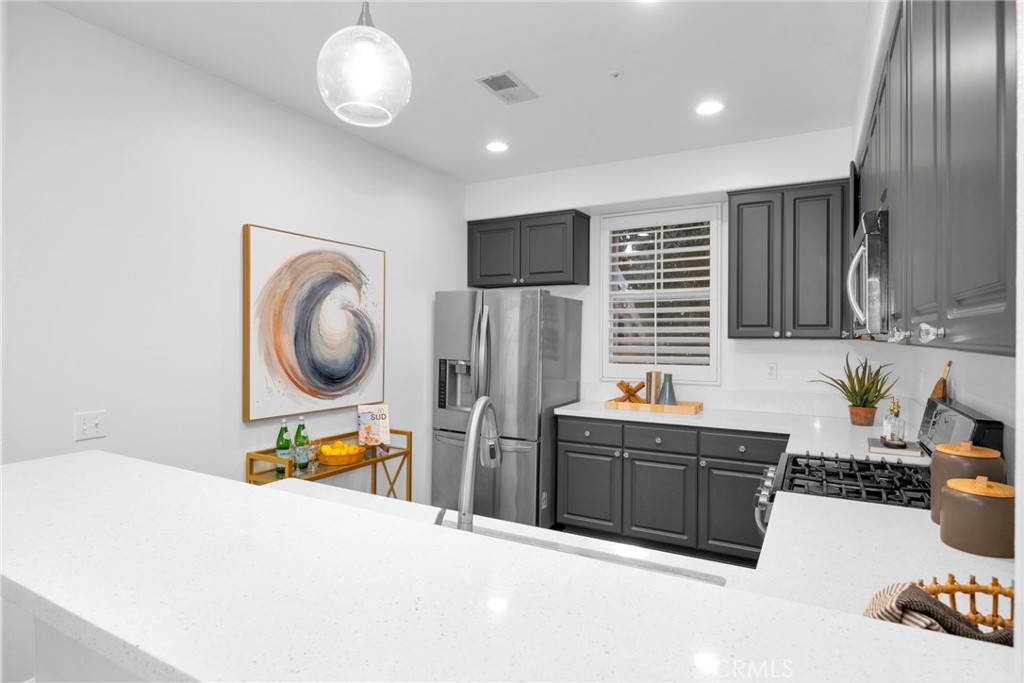 15 Harvest Point Lane