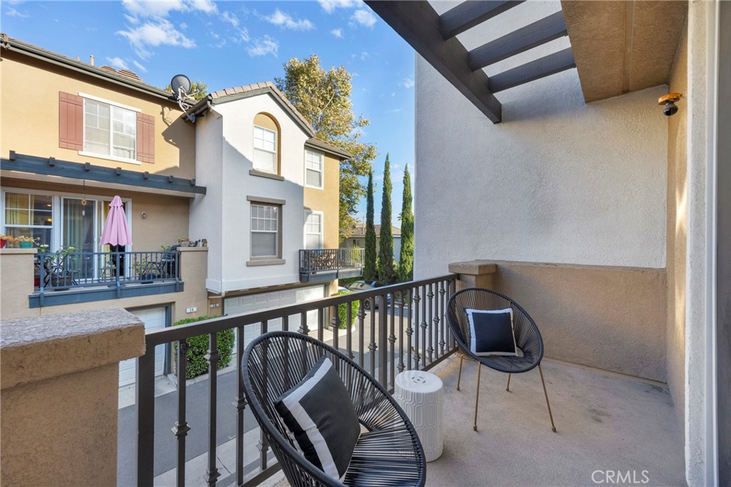 15 Harvest Point Lane