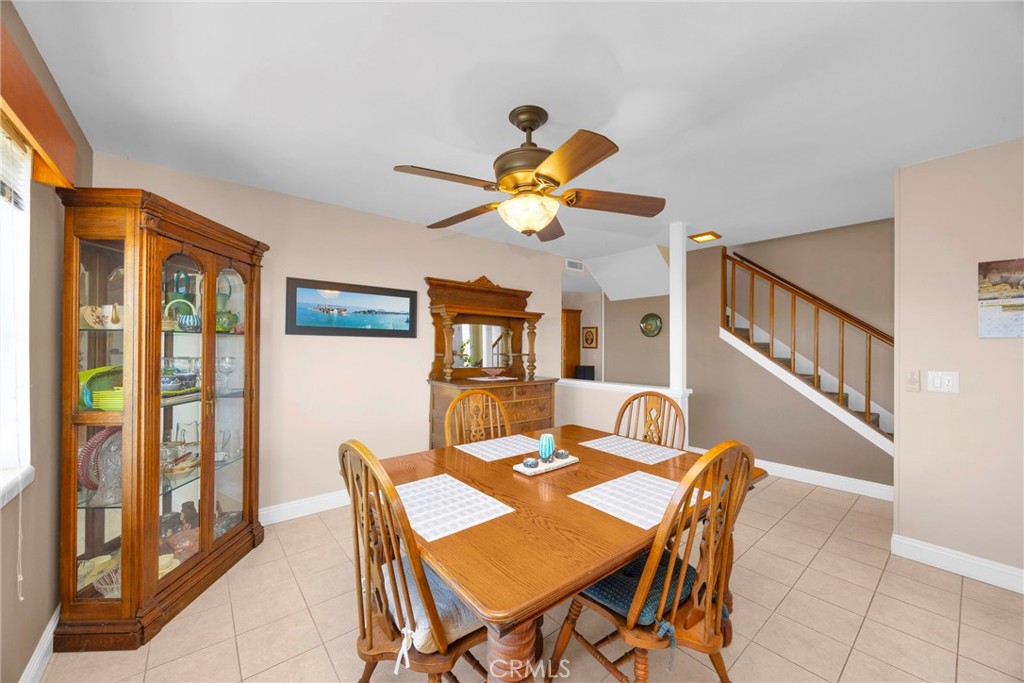 405 Avenida Salvador