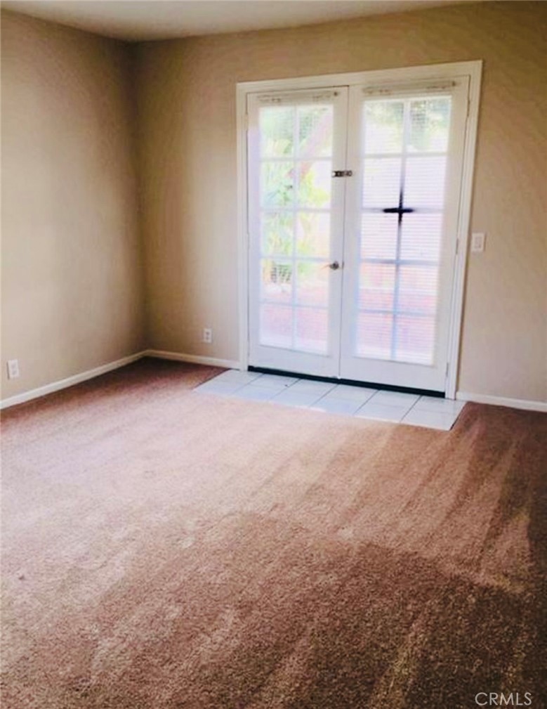 137 W Avenida Florencia