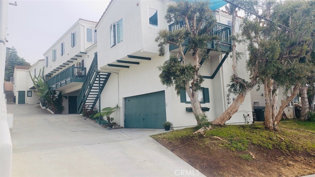 137 W Avenida Florencia