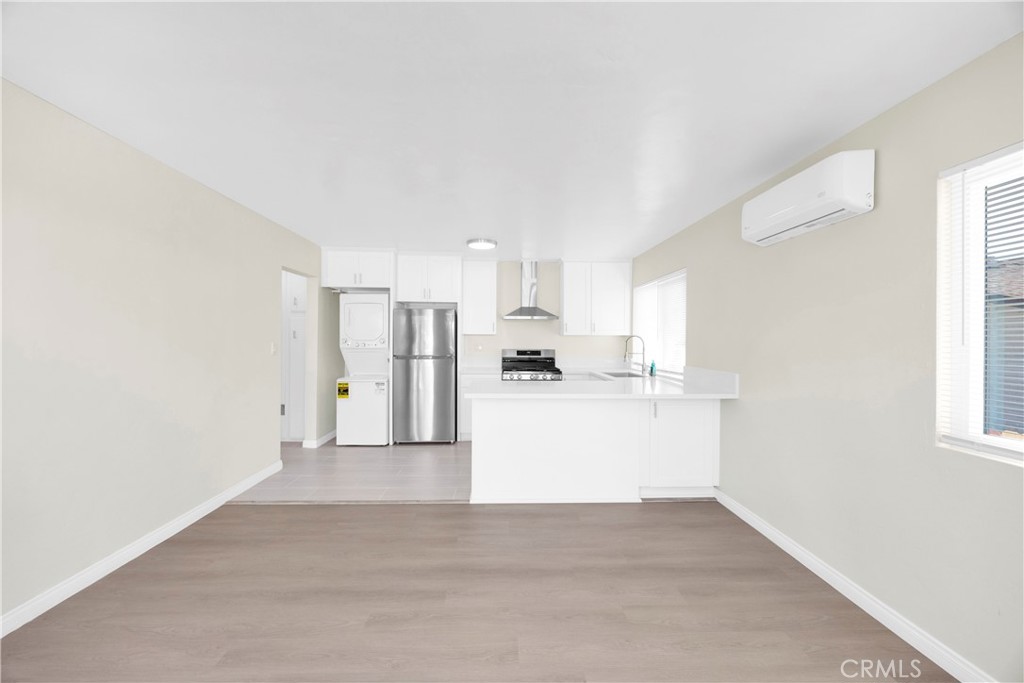 213 Unit A Avenida Rosa