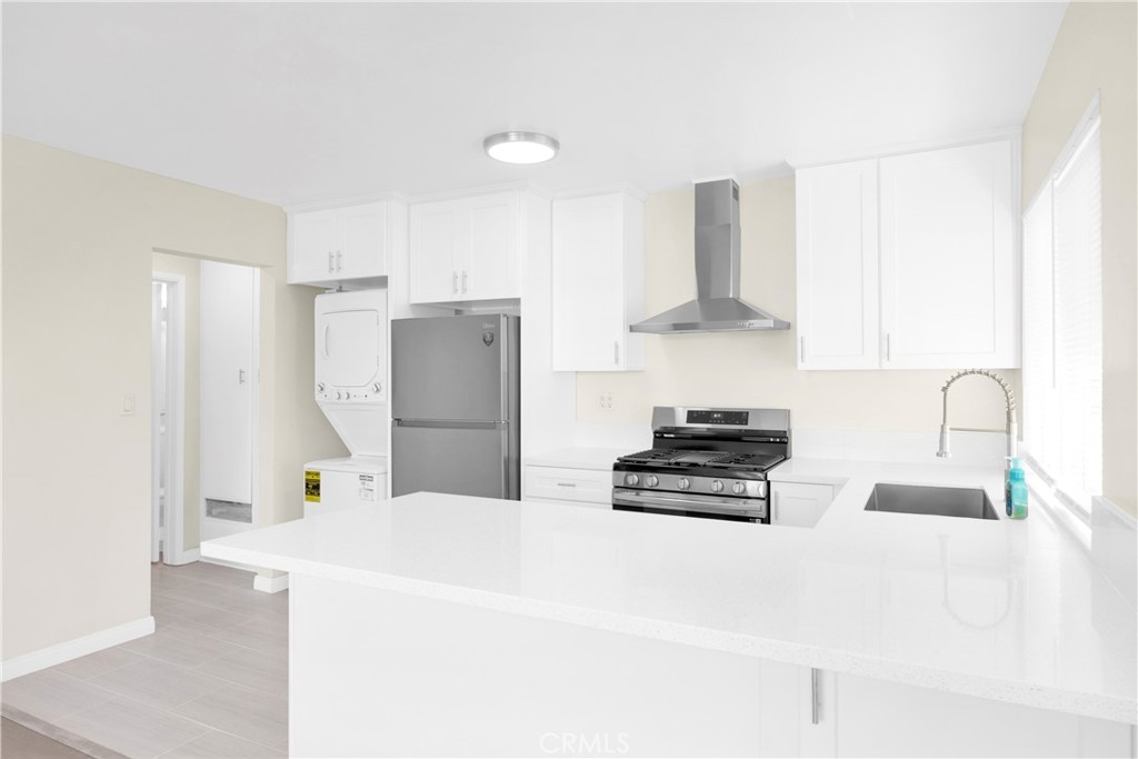 213 Unit A Avenida Rosa