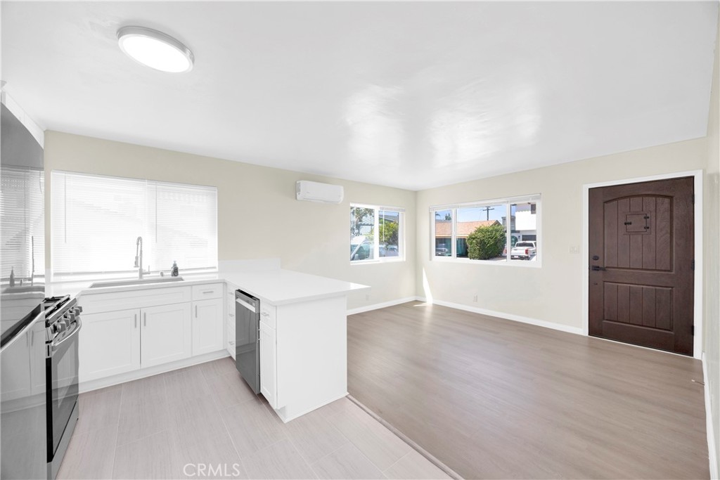 213 Unit A Avenida Rosa