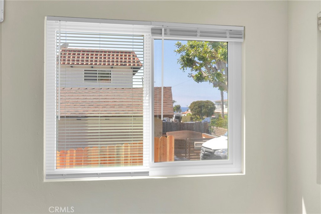 213 Unit A Avenida Rosa