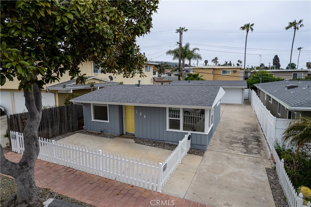 125 1/2 Avenida Del Poniente