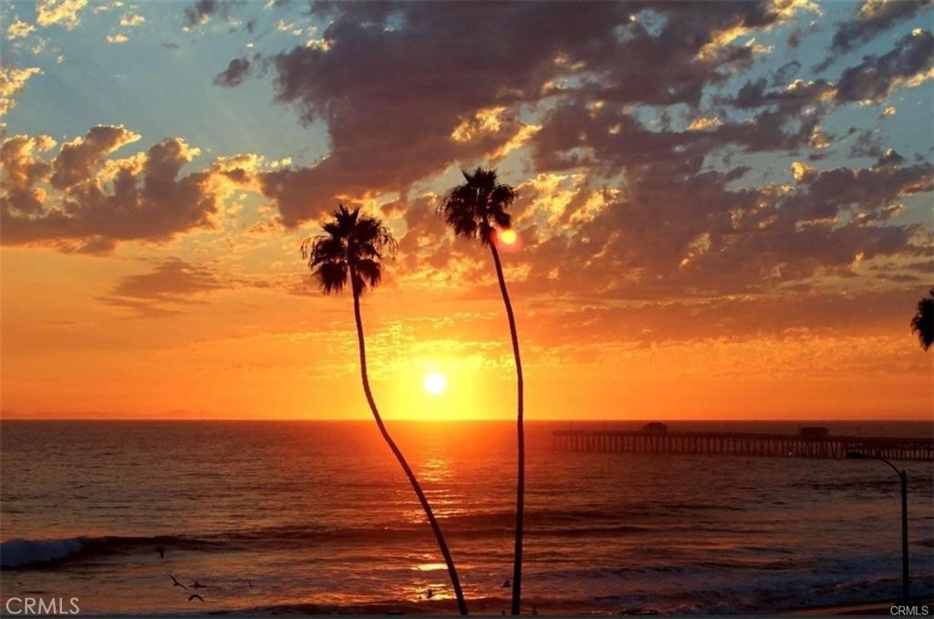 251 Avenida Del Mar A