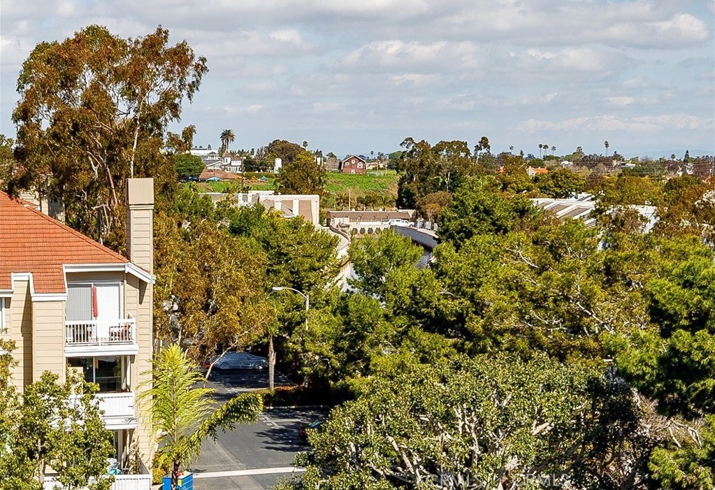 20331 Bluffside Circle A411