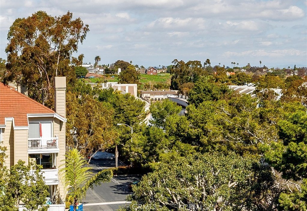 20331 Bluffside Circle A411