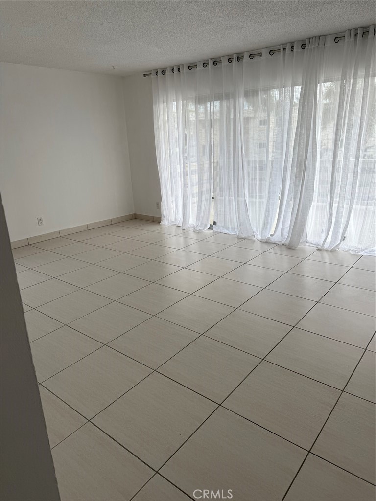 308 Avenida Granada A