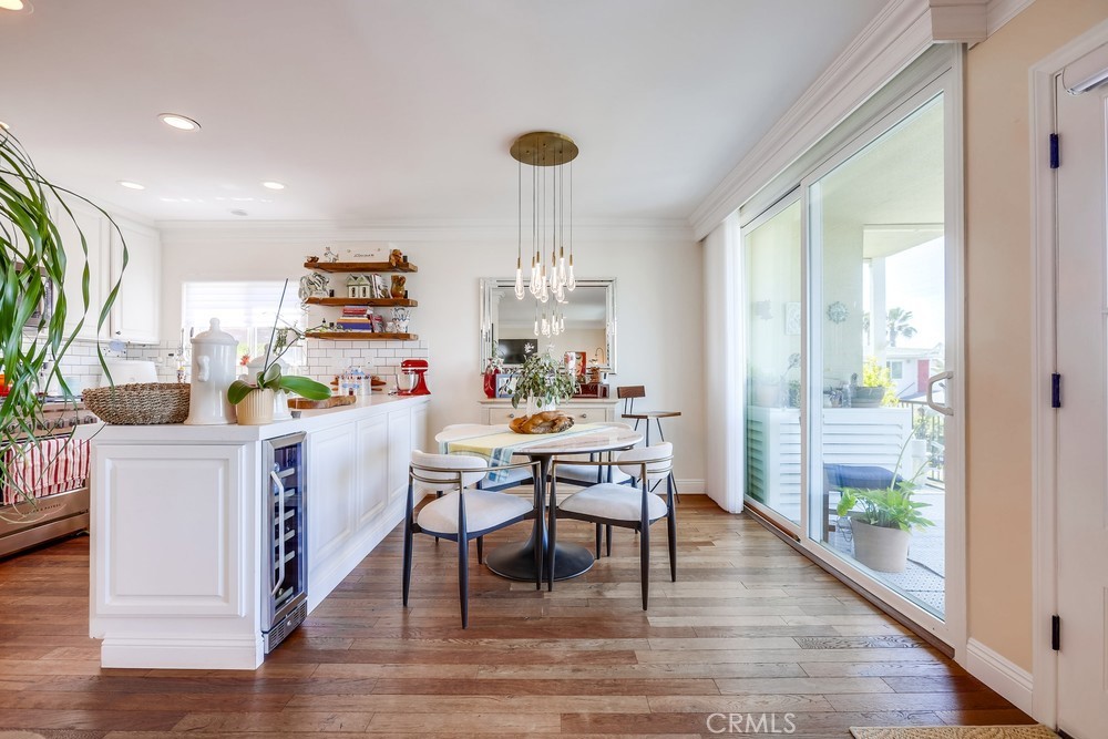 201 S La Esperanza R10