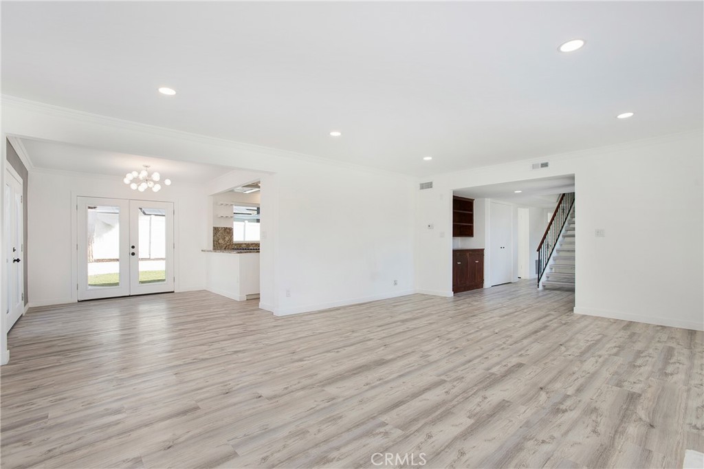 13772 Sanderstead Road